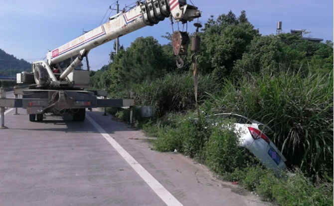 内丘重载吊车救援
